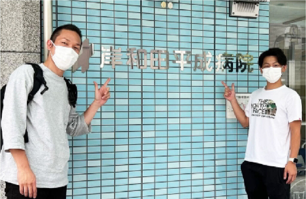 健康診断を受けているスタッフの様子